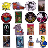 C331 Fashion Collection Pin Anime Figuurid Kohandatud Prossid Märk Seljakott Reväärkrae Lapsed Sõbrad Kingitused Ehted