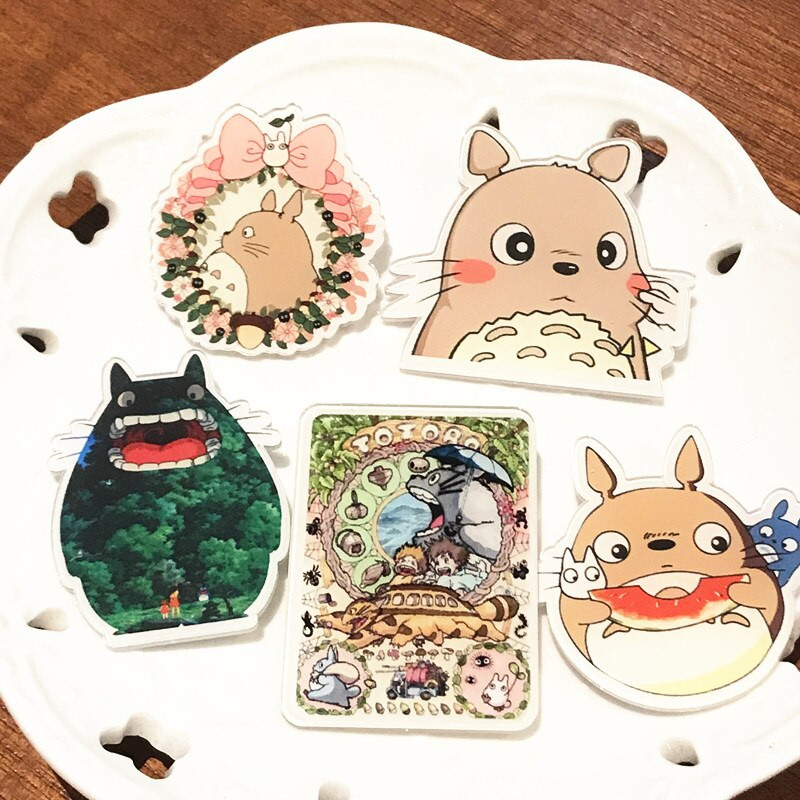 5 tk/komplekt Multifilm akrüülprossid Uus disain Totoro Ikoon Märgid Loomade nööpnõelad Lastele Peokingitused Kaunistus kotil Riided Sall