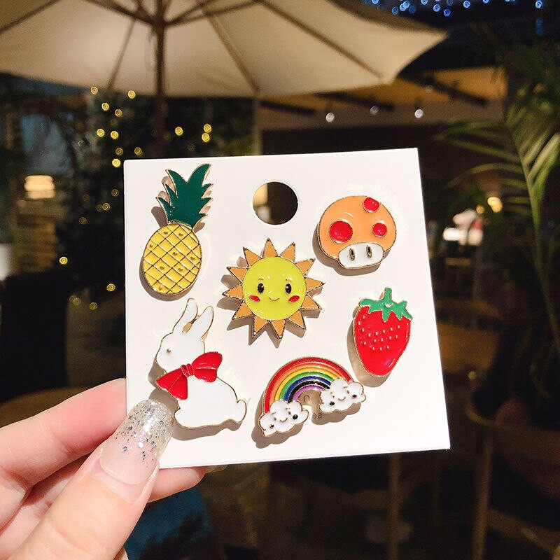 20/30/40/50 buc Insigne drăguțe aleatorii INS Ace personalizate Mini broșă din metal cu desene animate pentru haine DIY Genți Rucsaci Cadou de decorare