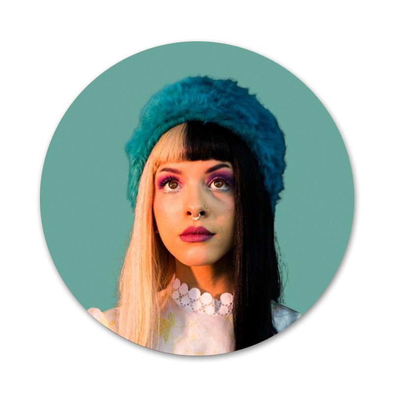 58mm Melanie Martinez Cry baby Icons Ace de decorare insignă Broșe Insigne metalice pentru haine Decorare rucsac