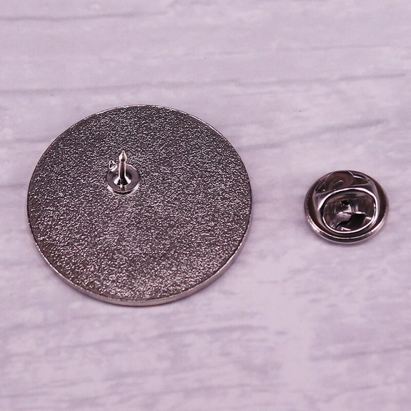 C2066 TV emisija Emajlirana igla Novogodišnji dar Ženski broš Igle za rever Nakit Značke na ruksaku Manga Slatki Titans Attack Dodaci