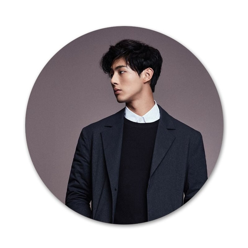 Ji Chang Wook Korėjos aktorius Piktogramos Smeigtukai Ženkliuko puošimas Sagės Metaliniai Drabužių ženkleliai Kuprinės papuošimas 58mm