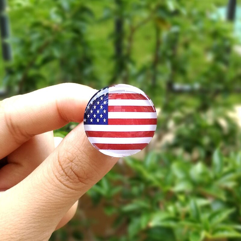 Kristalni metalni svjetski broševi značka Crveno bijeli privjesci Viteški grb Bjelorusije Povijesna zastava Broš/Bedževi/Igle za rever