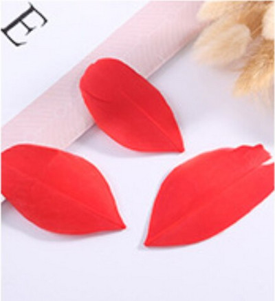 50 buc. Pene de gâscă de 4-8 cm, amestec de culori naturale, pentru bricolaj, bijuterii, artizanat, accesorii pentru decorațiuni pentru petreceri de nuntă, decorațiuni de nuntă