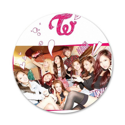 Twice Mina Momo Kpop Najnovije Modne ikone Igle Dekoracija znački Broševi Metalne značke za odjeću Dekoracija ruksaka 58 mm