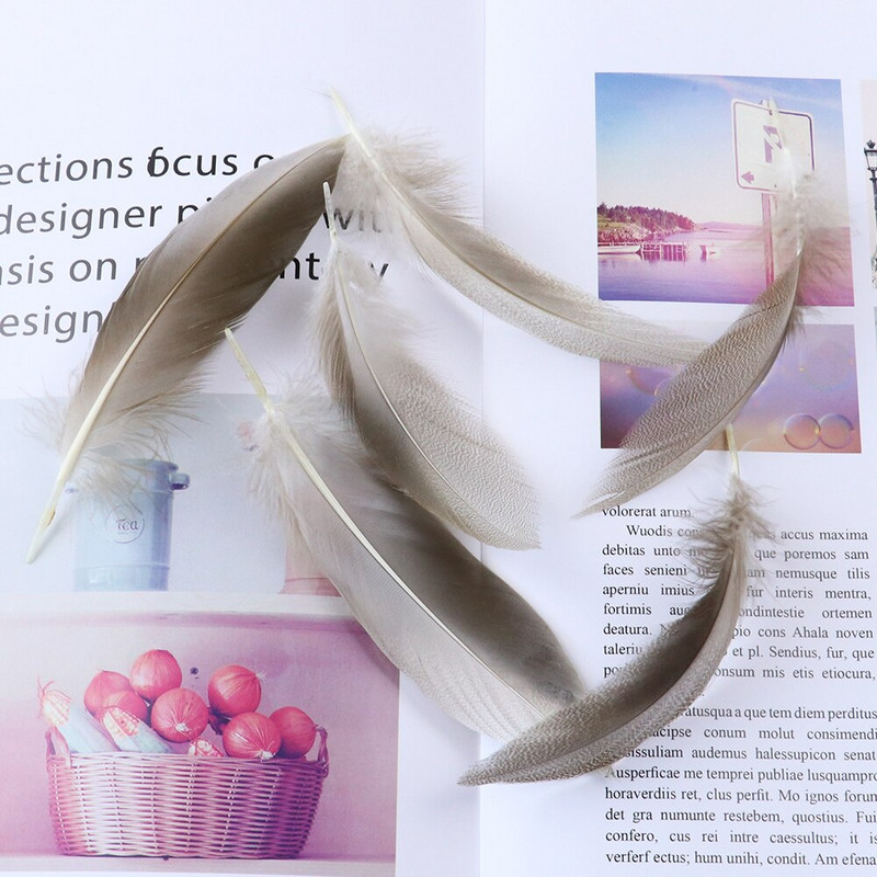 100 buc/lot pene de rață sălbatică gri natural albite ieftine crețuri 10-15 CM pentru mască, coafură, bricolaj, artizanat, penna de decorare