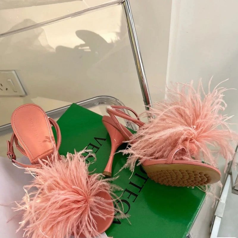 1 Μ 6-15 εκ. Πραγματικά πολύχρωμα φτερά στρουθοκαμήλου Κάλυμμα με κρόσσια DIY Φούντα Πλούμα Κορδέλα Τσάντα γάμου Φόρεμα Ραπτικής Διακόσμησης Χειροτεχνία