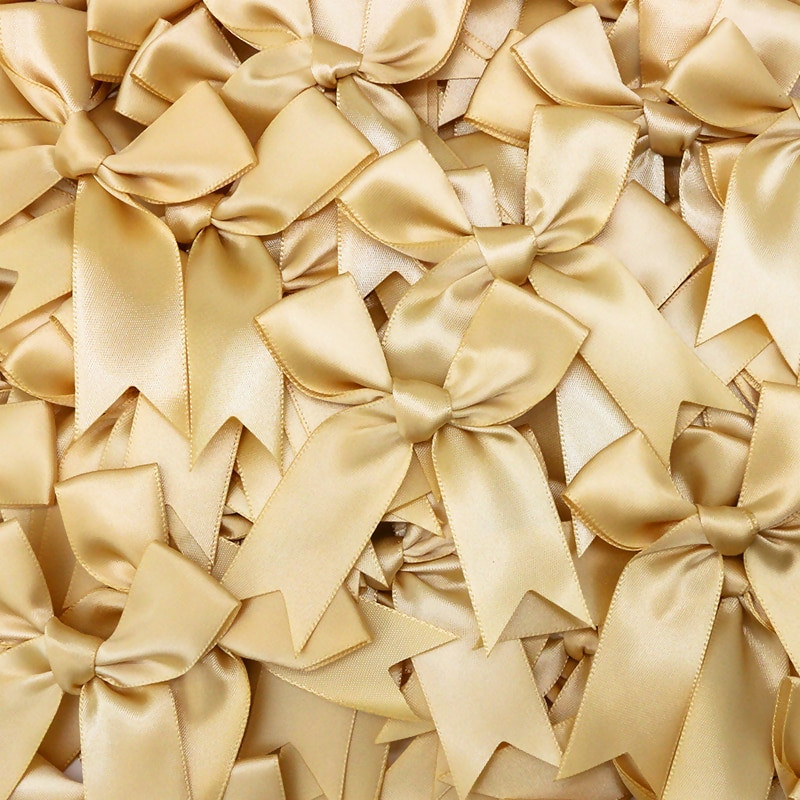 50gab. 85x85mm satīna lentes bantes Mezgls Amatniecības bantes rozā balts mazs puķu kaklasaite kāzu dekorācija bantīte DIY dzimšanas ballīte