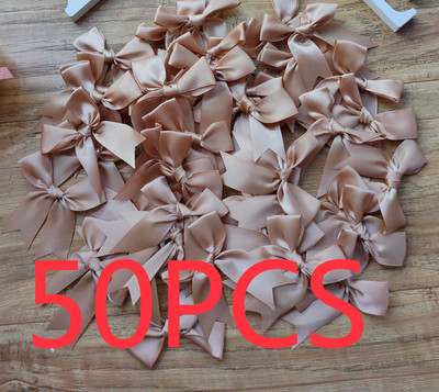 50 tk/pakk 85*85mm värske roosa paelaga vibud Väikese suurusega satiinpaelaga vibu lillega käsitöökaunistus Käsitöö DIY peokaunistus