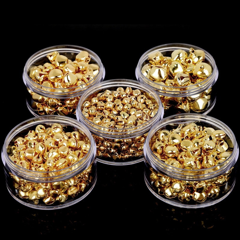 50-300 gab. Zelta zvaniņi Dzelzs kuloni piekaramie Ziemassvētku eglīšu rotājumi Ziemassvētku rotājumi ballītes DIY amatniecības aksesuāri