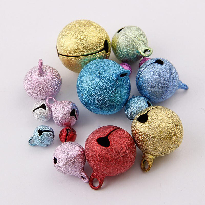 6-20 mm segavärvilised härmatisega kujundusega vaskkellad jõulukuuse kaunistamiseks meisterdamiseks käsitsi valmistatud aksessuaarid