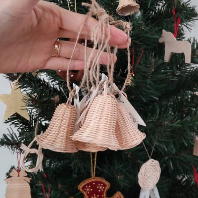Камбанки от ратан за занаяти Висулка Орнаменти за коледно дърво Коледна празнична украса Ръчно тъкани камбанки за дома 2022 г.