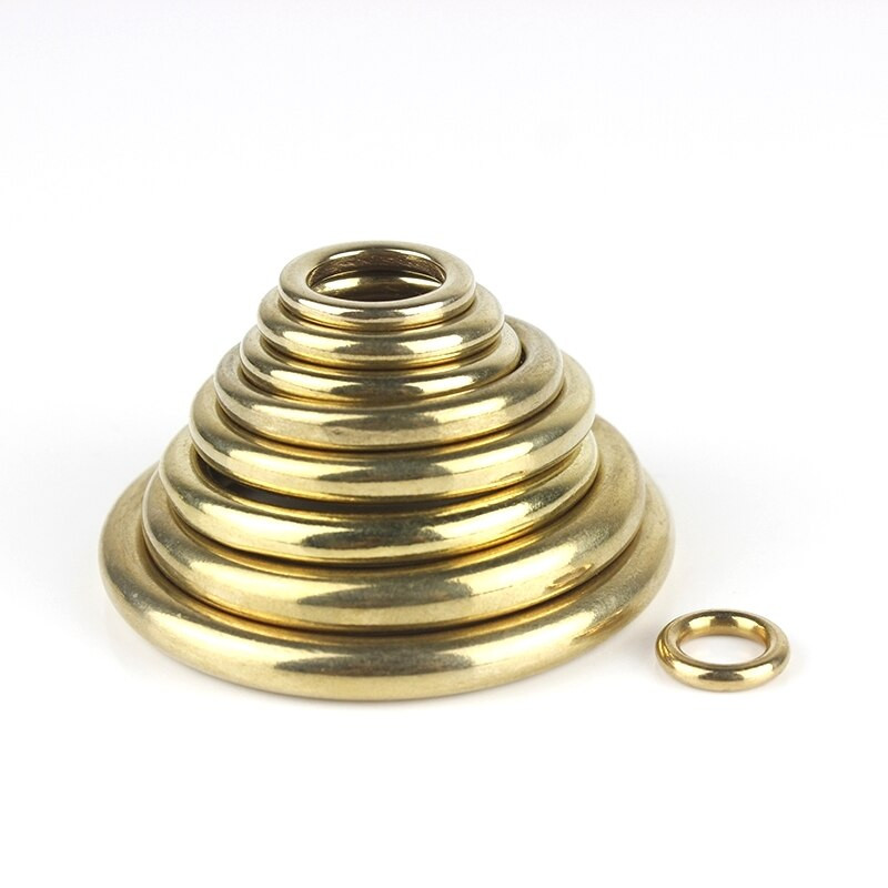 Tvirtas žalvario liejamas O formos žiedas, besiūlis apvali sagtis, skirta juostelei. Oda rankinio krepšio dirželis, diržas augintinio apykaklė Aukšta kokybė