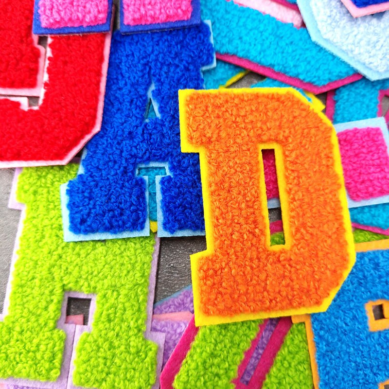 ABCDEFGHIJKLMN Patch-uri cu litere în limba engleză Pânză Reparare Decorare haine Îmbrăcăminte Cusut Decorare Aplic Insigne Culoare