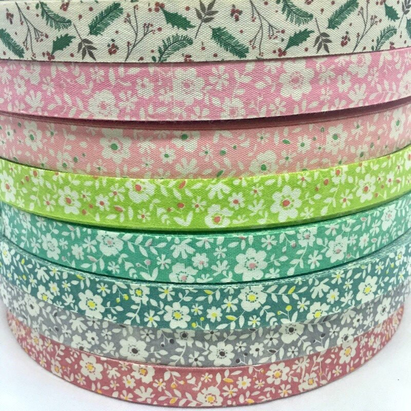 5Y 1,5 cm/2,5 cm Pamučna cvjetna vrpca s otisnutim cvijećem za ručno izrađene DIY zanatske spomenare Pakiranje poklona Uskrsno vjenčanje Božićni dekor