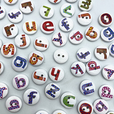 30 τμχ 15 χιλιοστά Μια ποικιλία στυλ από μικτά ξύλινα κουμπιά στρογγυλά κουμπιά Monogrammed Love Scrapbooking για ράψιμο διακόσμησης γάμου