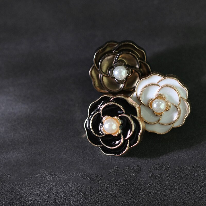 10tk Black Vintage Pearl Flower nööbid riietamiseks Kaunid naiste riided Dekoratiivsed nööbid Õmblemine Tarvikud Nööbid