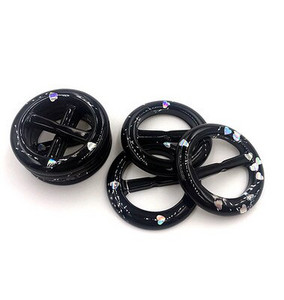 1 kom/lot Veleprodajni modni unutarnji promjer 2,4 podesivi kopčana vrpca zakopčana odjeća u kutu za odlaganje kopča za majicu s kopčom