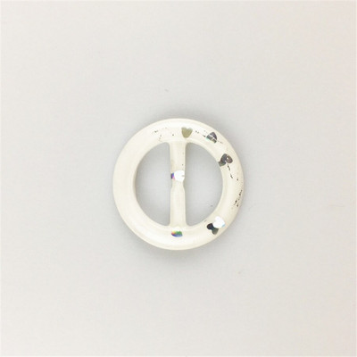 1 kom/lot Veleprodajni modni unutarnji promjer 2,4 podesivi kopčana vrpca zakopčana odjeća u kutu za odlaganje kopča za majicu s kopčom