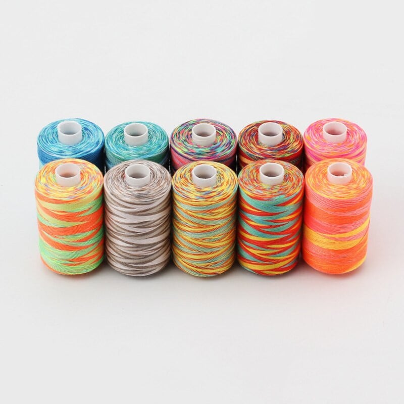 1000 jardi/rola 40S/2 poliesterski konac za šivaći stroj, konac obojen duginim bojama Konac za šivanje za vezenje