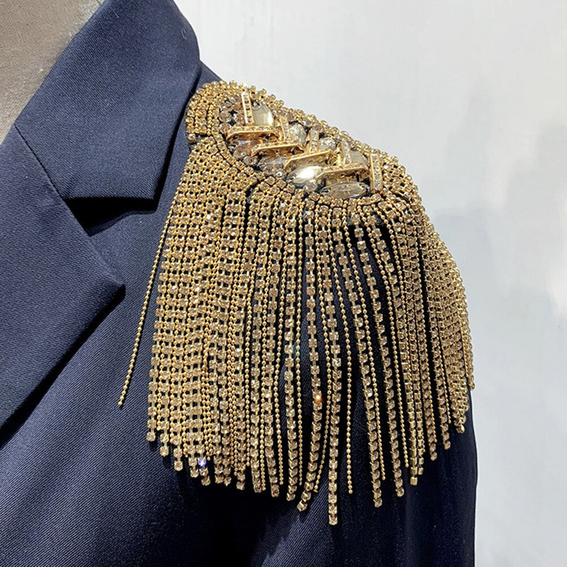 Strapcová retiazka, nárameník s kamienkami, strapcové nárameníky, kostýmové strapce, nárameníky s odznakom na ramene