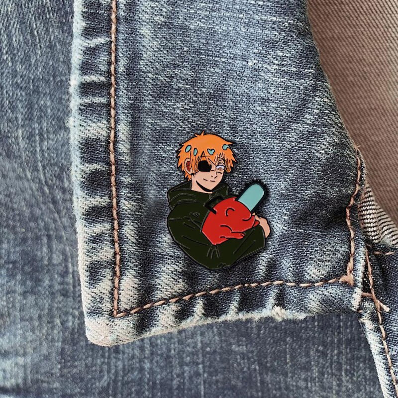 C2426 Anime Chainsaw Man Badge καρφίτσα Cute Cartoon Pochita Cosplay Pins Καρφίτσες για γυναίκες Ανδρικά κοσμήματα με καρφίτσα πέτο