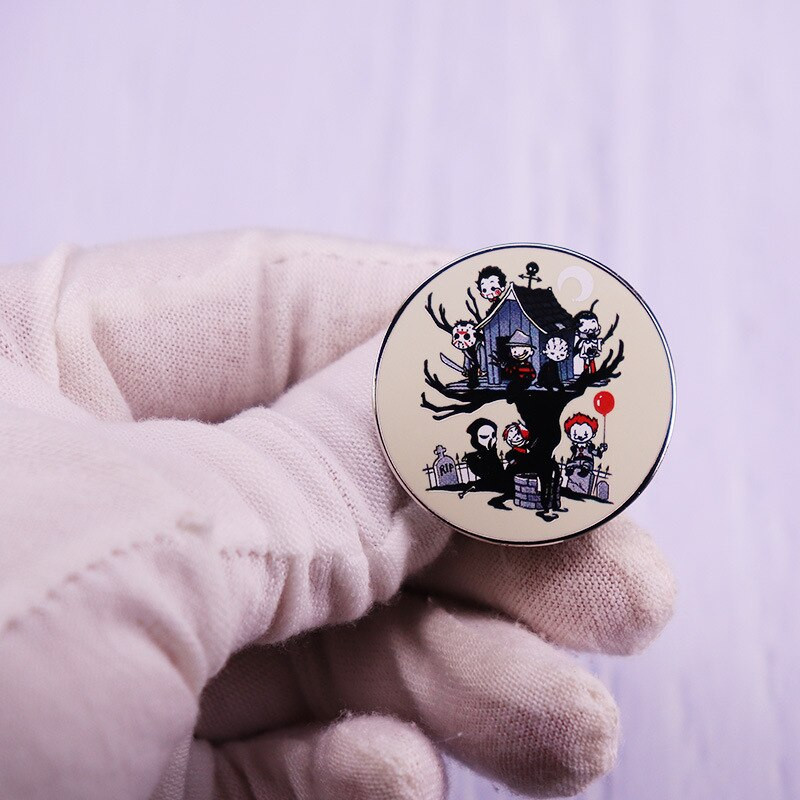 C1929 90ndate õudusfilmide ehtenõelad seljakottide jaoks Revääri emailiga nööpnõelad ja prossid naistele kotid Märgi sõbra kingitused