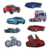 Rajzfilm dekoratív folt kék piros autók motorkerékpár teherautó ikon Hímzett rátétfoltok barkácsoláshoz vasaláshoz jelvényeken egy hátizsákon