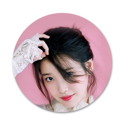 Sulli Singer Ikoonid Pins Märgi kaunistus Prossid Metallist rinnamärgid riiete jaoks Seljakoti kaunistus 58mm