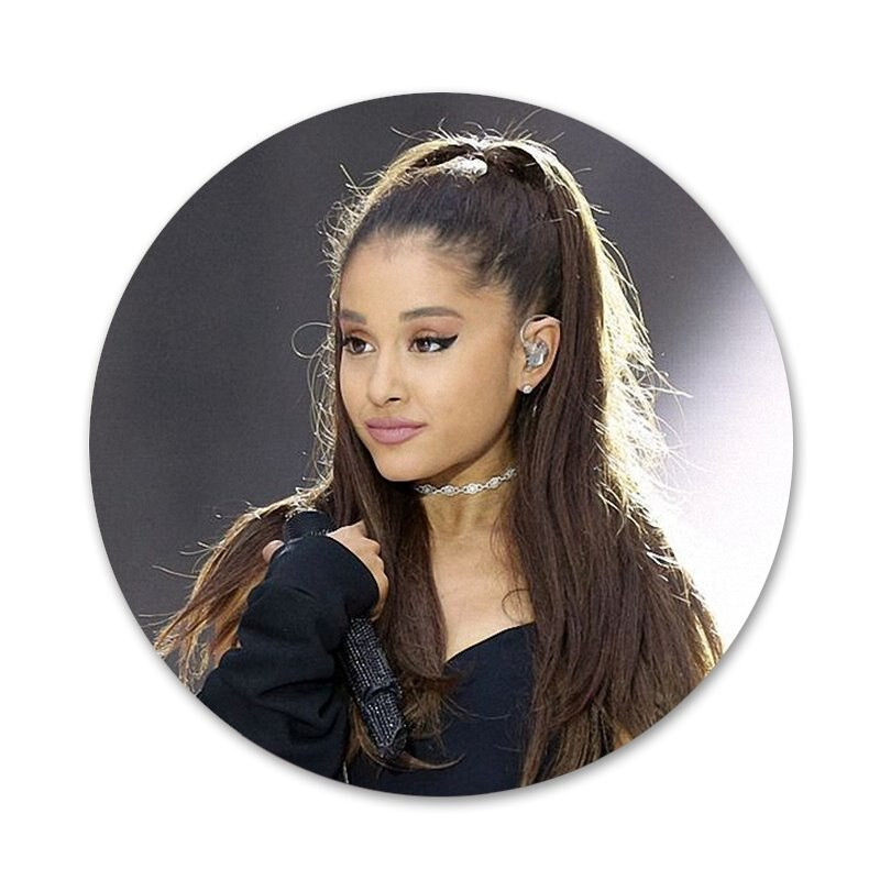 58 mm Ag Ariana Grande Cat Icons Pins Dekoracija znački Broševi Metalne značke za dekoraciju ruksaka