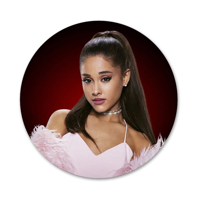 58 mm Ag Ariana Grande Cat Icons Pins Dekoracija znački Broševi Metalne značke za dekoraciju ruksaka