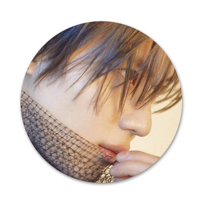 58 mm KPOP SHINee Taemin ikone igle broševi za ukrase znački metalne značke za ukrašavanje ruksaka