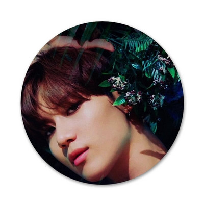 58 mm KPOP SHINee Taemin ikone igle broševi za ukrase znački metalne značke za ukrašavanje ruksaka
