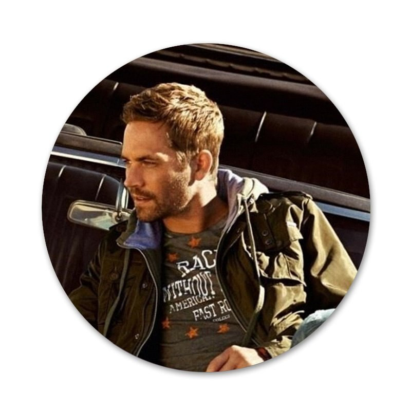 Brzi i žestoki Paul Walker Ikone Igle Dekoracija znački Broševi Metalne značke za odjeću Dekoracija ruksaka 58 mm