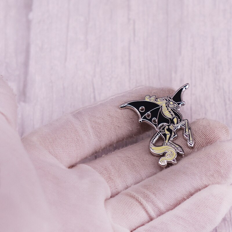 C2967 Broš Pegasus Horse Emajlirana igla Značke Emajlirana igla Igle za revere za ruksake Muškarci Ženski broševi na odjeći Nakit