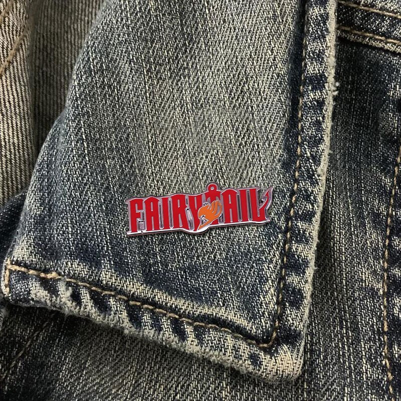 C2131 Fashion Collection Pin Anime Fairy Tail Prilagođeni broševi Bedž Ruksak Ovratnik s reverom Djeca Prijatelji Pokloni Nakit