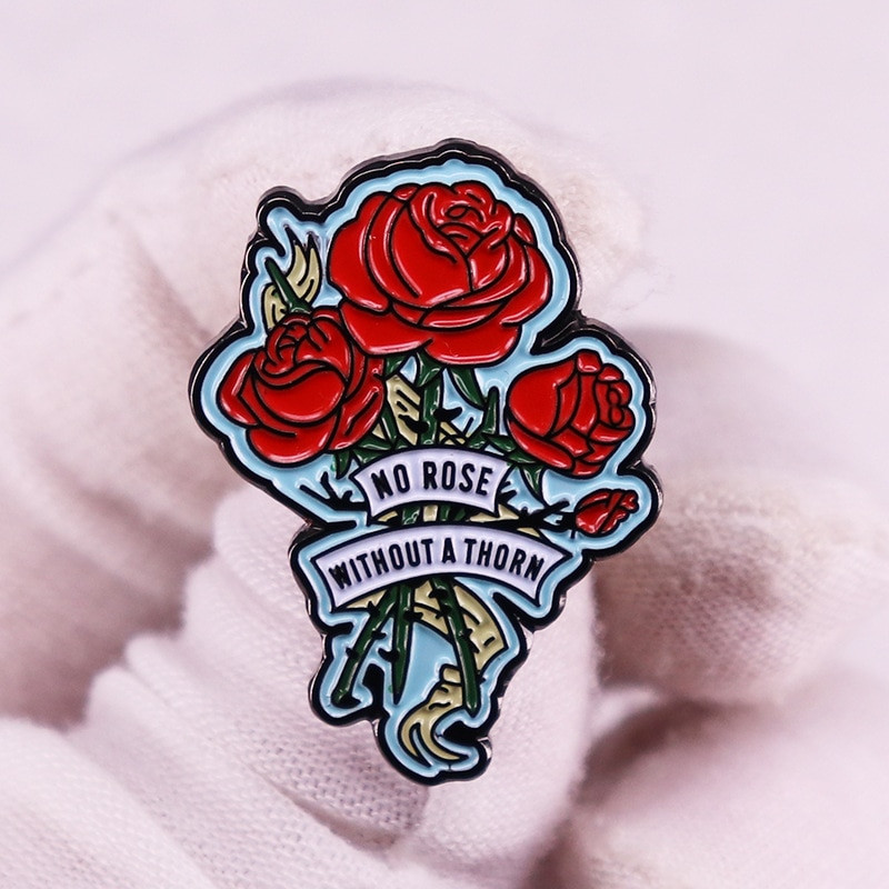 C1667 Rose Slatka značka za ruksak Dodaci za nakit Emajlirana igla Anime igle Anime značke za aktovke Novogodišnji poklon Broš za odjeću