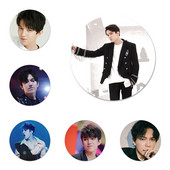 58 mm laulja Dimash Kudaibergen Ikoonid Pins Märgi kaunistus Prossid Metallist märgid seljakoti kaunistamiseks