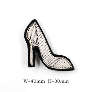 Käsitsi tikitud huule/ümbriku/vihmavarju märgid Käepaela aplikatsioon mantli pükste koti prossi jaoks