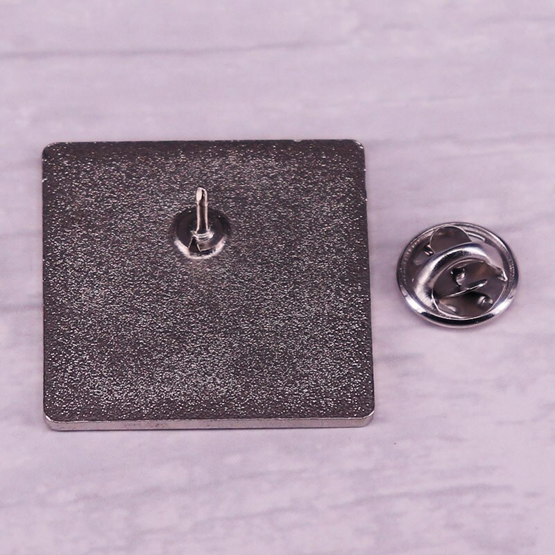 C2645 Japanska manga figura Ubojica demona Emajlirana igla Igle za revere za ruksake Broševi Odjeća Anime aktovke Značke Dekoracija