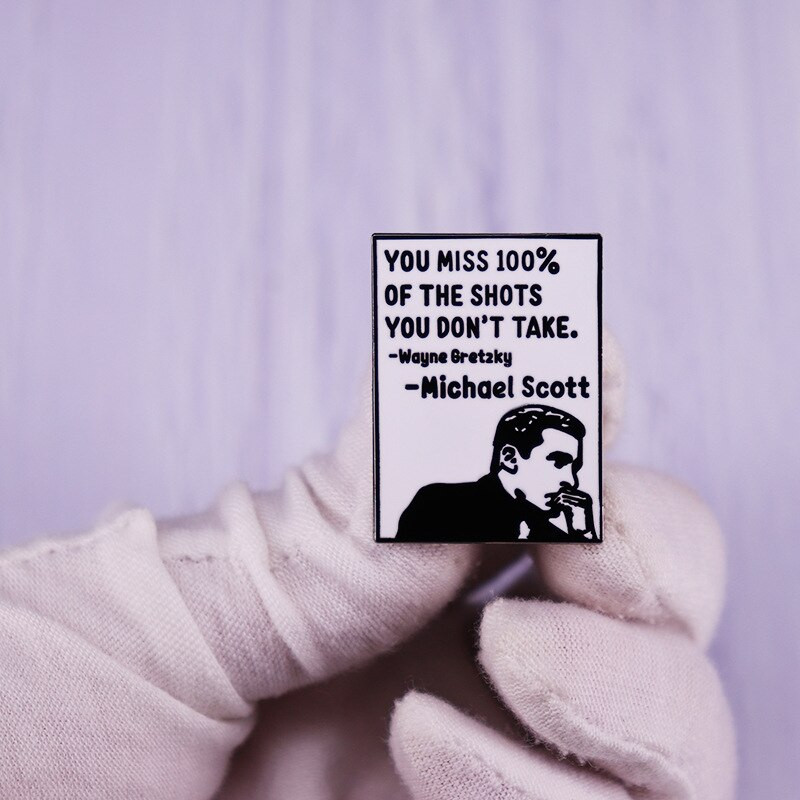 C2185 Biuro televizijos laida „Dunder Mifflin“ metaliniai emaliuoti smeigtukai ir sagės, skirtos madingoms atvartų segtukų kuprinėms, ženklelių dovanoms