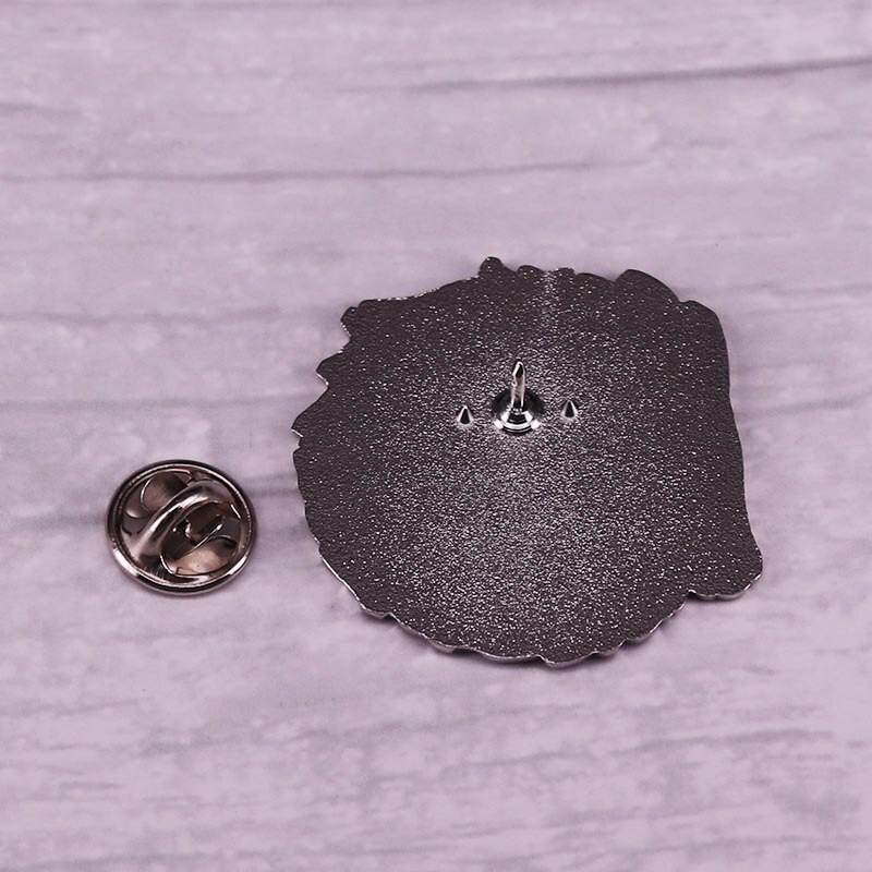 C1680 εμαγιέ καρφίτσα σακίδιο πλάτης Σήμα κινουμένων σχεδίων Cute Stuff Καρφίτσες ρεβέρ για σακίδια Αξεσουάρ Πρωτοχρονιάτικα δώρο σήματα Γυναικεία καρφίτσα