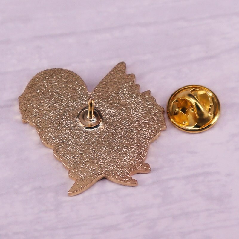 C1985 Attack On Titan Brooch Pin Wings of Liberty Freedom Scout Regiment Legion Survey Recon Corp Eren Badge Anime Jewelry