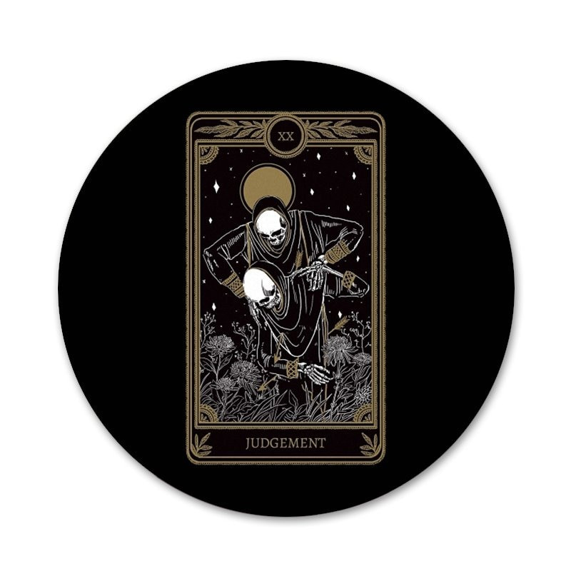 lahe kaart must Saialill Tarot Ikoonid Pins Märgi Kaunistus Prossid Metallist Märgid Seljakoti Kaunistamiseks 58mm