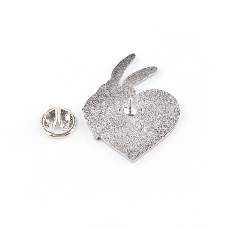 AD849 Patchfan Smiješne anime slatke djevojke Emajlirane igle i broševi Igle za revere Ruksaci Torbe Bedž Odjeća Ukrasi Pokloni