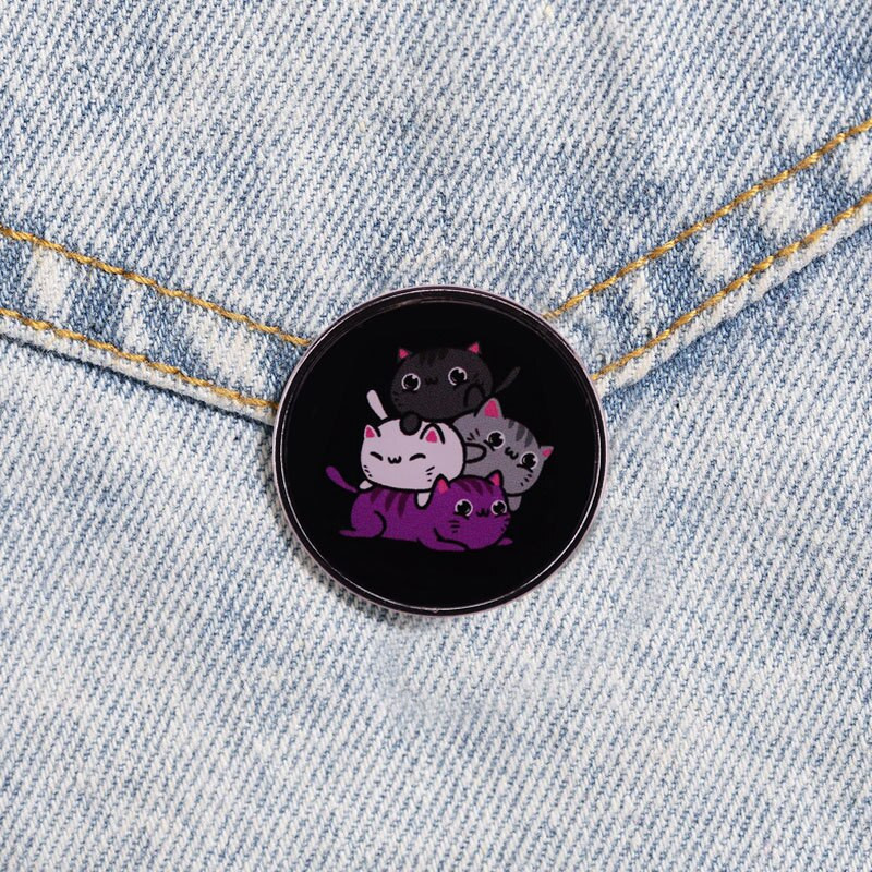 C2833 Emajlirane igle za mačku Značka za mače Prilagođeni broš Torba za odjeću Igla za rever Crtić Životinja Nakit Poklon