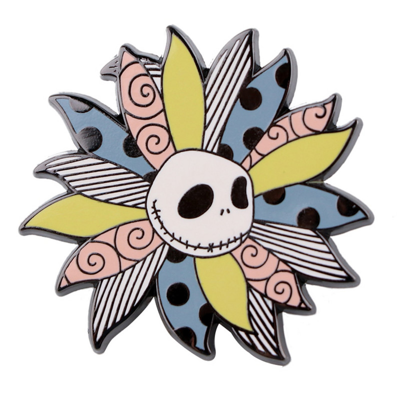 AD1475 Õudusfilmi emailnõelad riiete jaoks Märgid seljakotil reväärinõel Kaunistus Kingitus ehted Halloweeni tarvikud hulgimüük