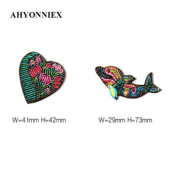 AHYONNIEX Υψηλής Ποιότητας Γαλλικού Σχεδίου Κοσμήματα Χέρι - Κεντημένο μετάξι Ινδίας Ινδική Μεταξωτή Καρφίτσα Dophin Heart Design