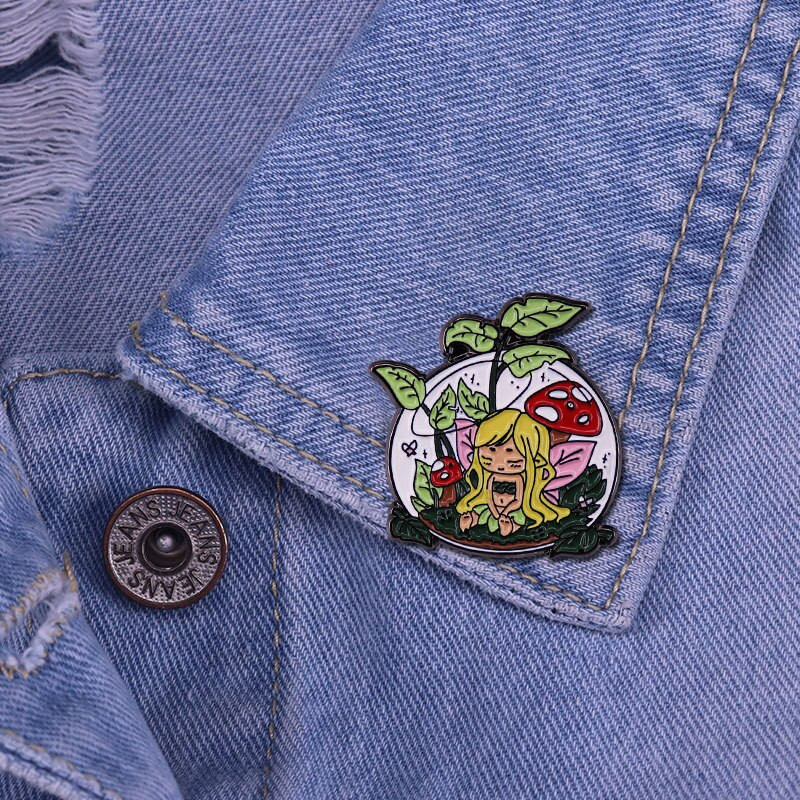 C1603 Armsad seenetüdruku märgid Anime nööpnõeltega seljakottide jaoks Pross riiete jaoks Emaili nööpnõelad seljakotil Manga prossid