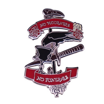 C1677 Crow Movie emailiga nööpnõel, märk Dekoratiivne riietus märk reväärinõelad pross Ehted portfell seljakoti tarvikud